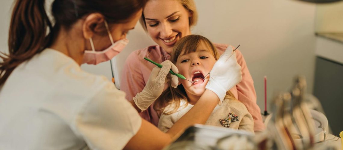 Taches sur les dents de votre enfant : et si c'était une MIH ?